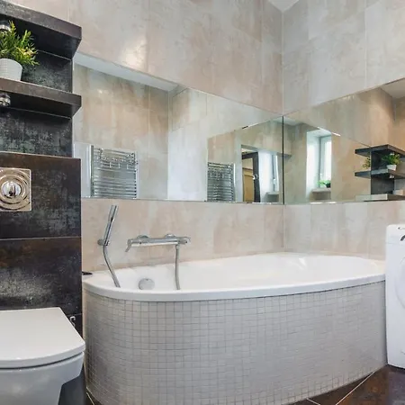 Centrum, Sun & Snow *